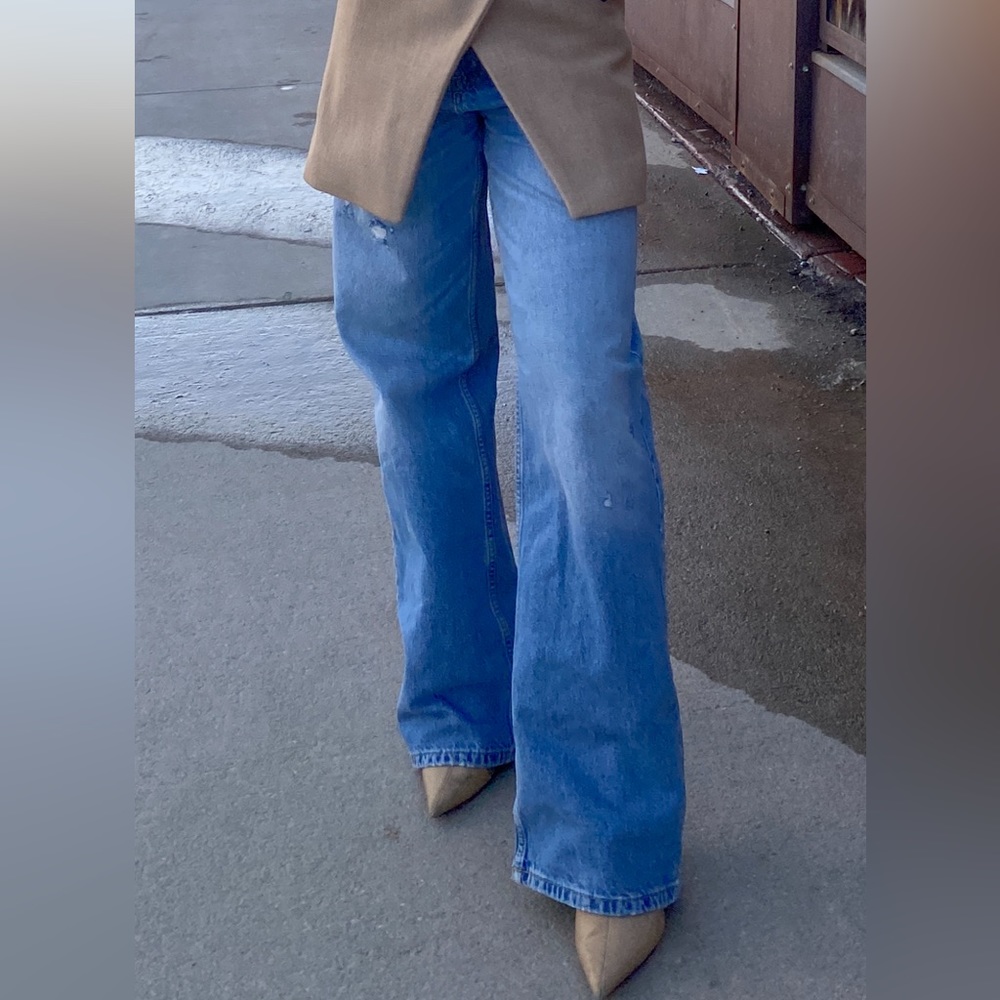 Zara Distressed Mid Rise Baggy Jeans